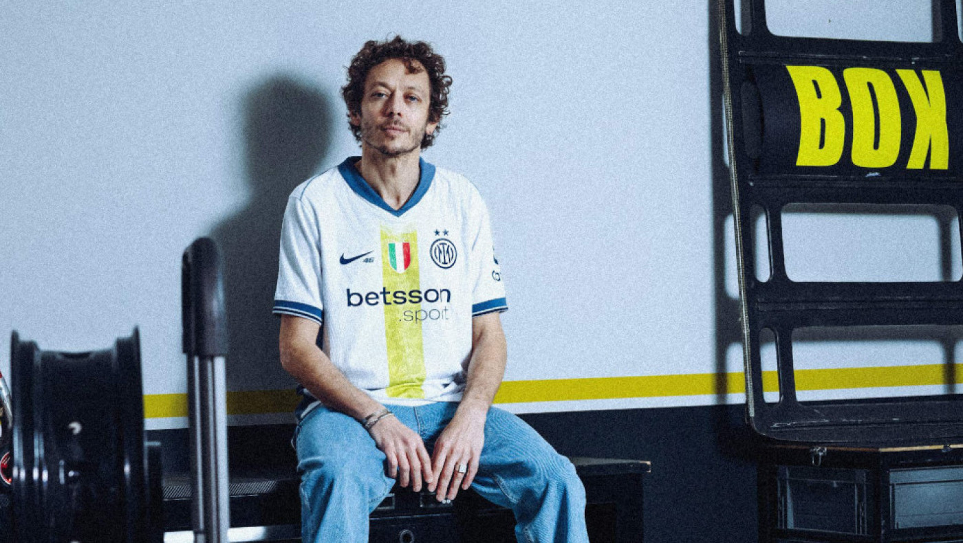 Η συλλεκτική φανέλα της Ίντερ είναι αφιερωμένη στον Βαλεντίνο Ρόσι!