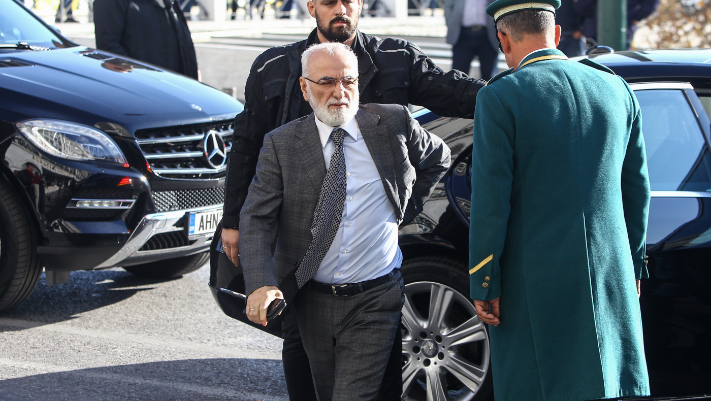 Αρουτιούνιαντς για Ιβάν Σαββίδη: «Είστε βέβαιοι ότι όσα γράφονται είναι αλήθεια;»