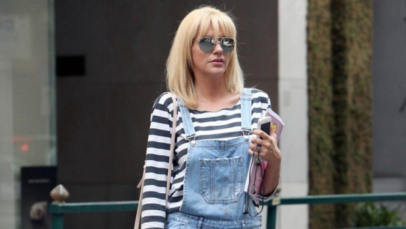 Σάσα  Σταμάτη:  Αναβολή  τής  δίκης  της  έως  αύριο