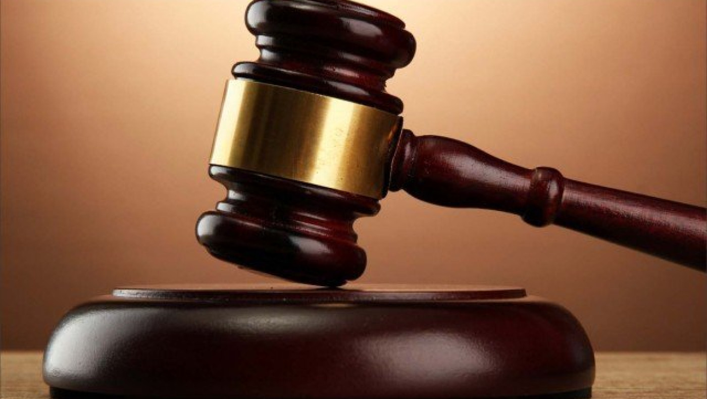 400 κεραυνοί στο κεφάλι του         νέου… καναλάρχη