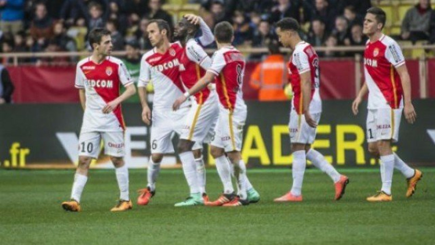 Φοβερή και τρομερή η                        Μονακό