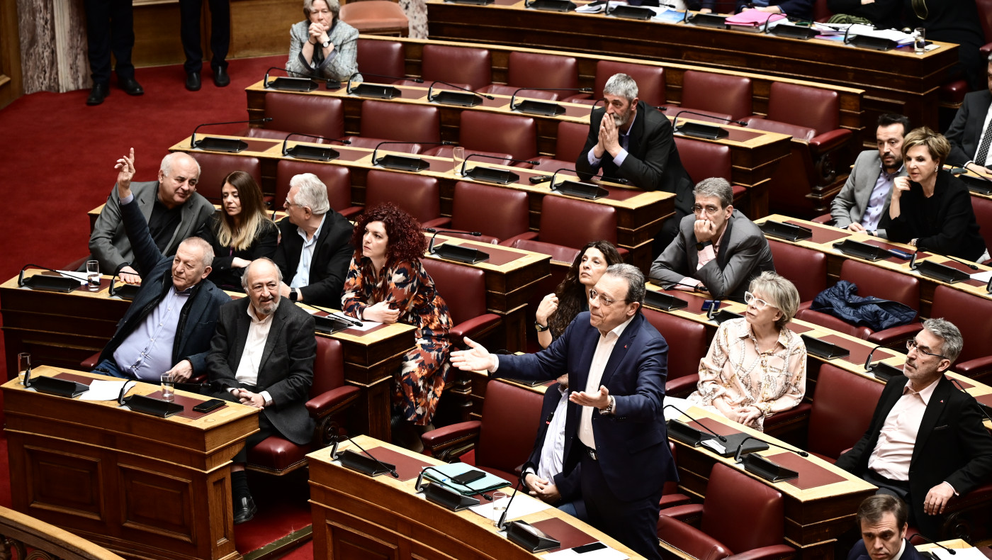 ΣΥΡΙΖΑ: Ποιες είναι οι 11 «κόκκινες» γραμμές για προγραμματική σύμπλευση