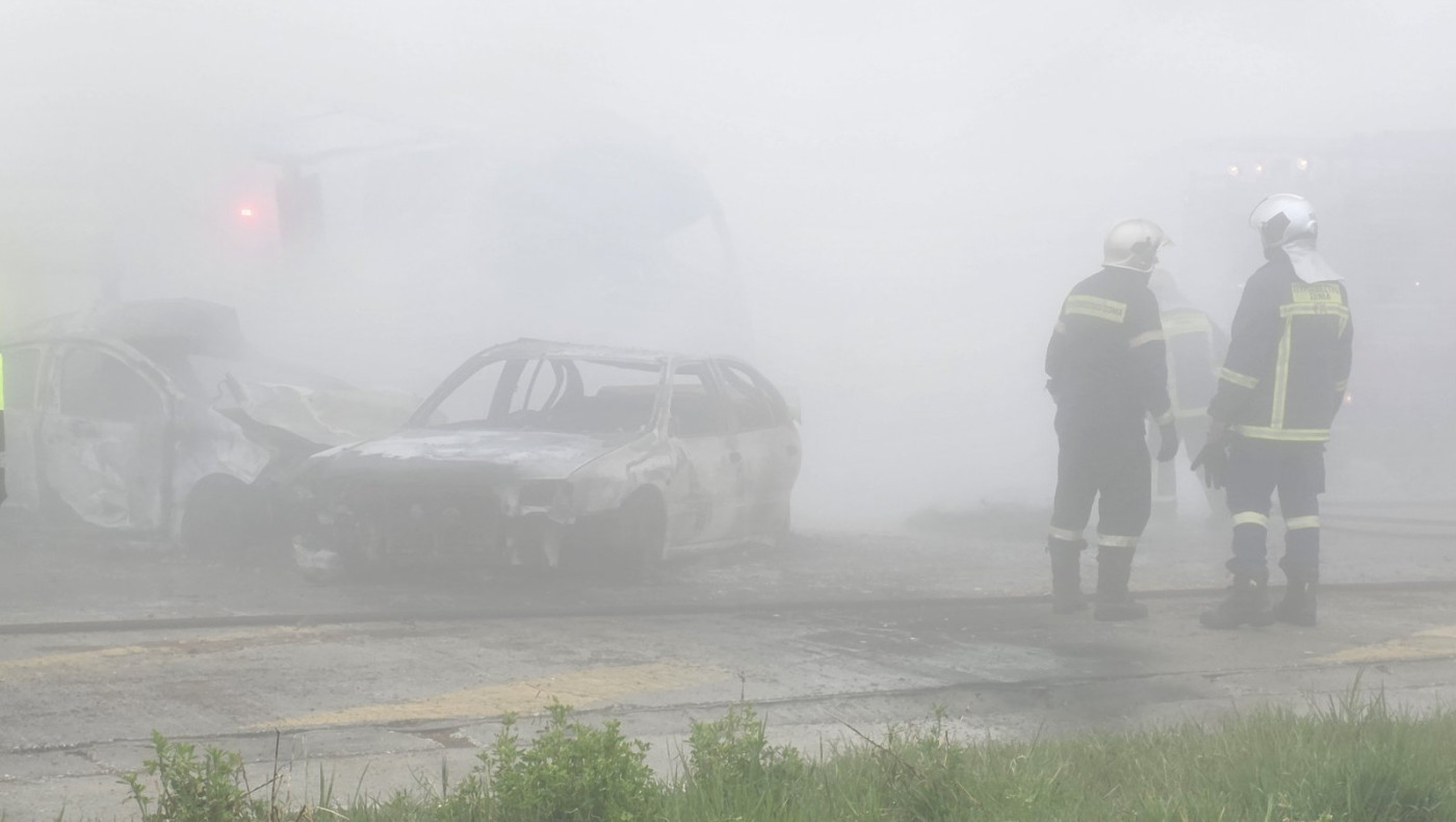 Φορτηγό έπεσε πάνω στα διόδια Πολυμύλου - Αναφορές για δύο νεκρούς και τραυματίες