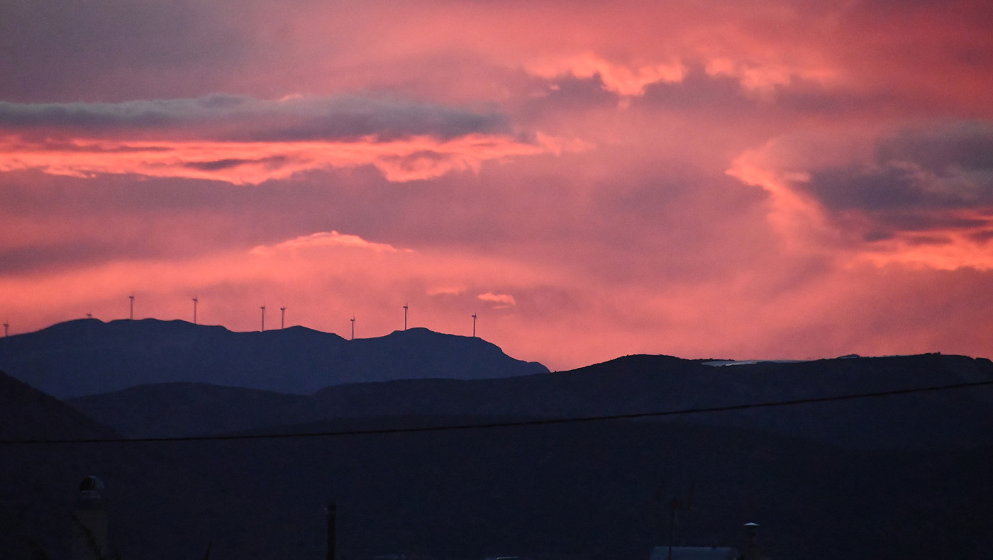 Καιρός: Ισχυρούς ανέμους και καταιγίδες φέρνει η Πρωτομαγιά