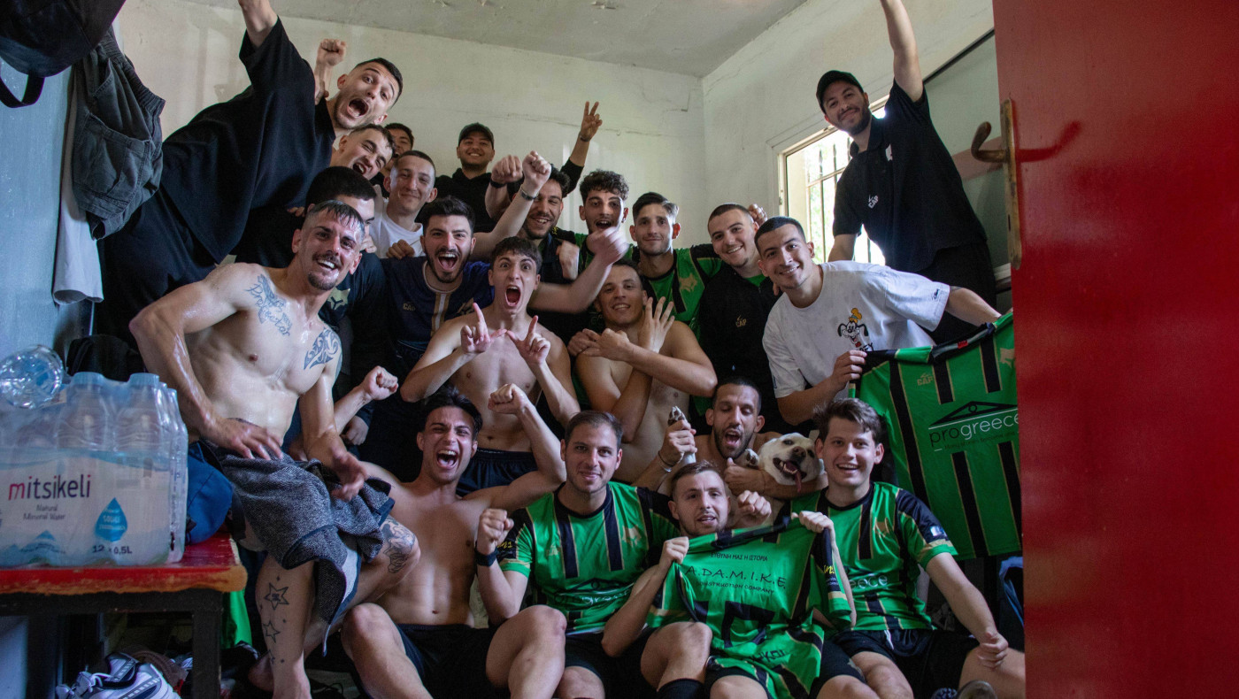 Πανηγυρίζουν την άνοδο οι Υλτεξ Λύκοι