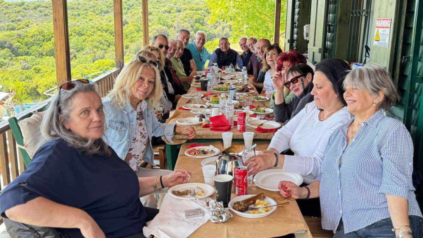 Ένα μεγάλο τραπέζι φιλοξενίας του Άγγελου Φραντζή: Ποιοι έδωσαν «παρών»