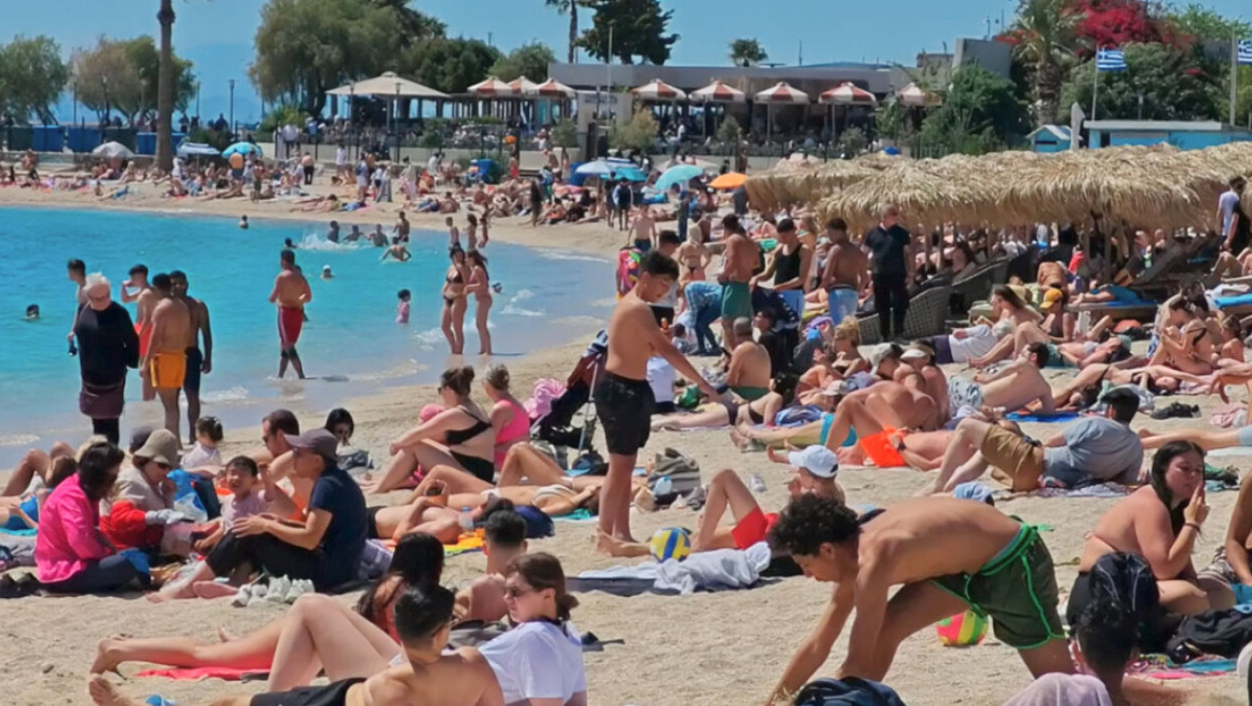 Γέμισαν τις παραλίες οι Αθηναίοι