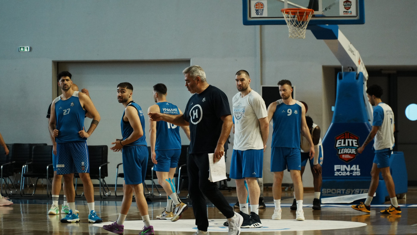 Πάνοπλος ο Ηρακλής κόντρα στον Κόροιβο Αμαλιάδας