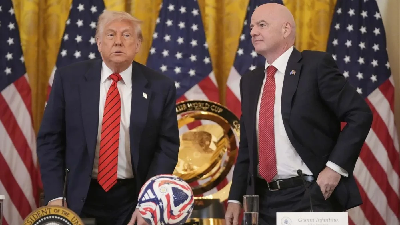 Τραμπ σε Ινφαντίνο: «Η Ρωσία να αγωνιστεί στο Παγκόσμιο Κύπελλο του 2026»