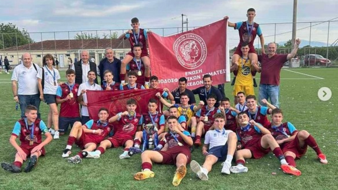 Παναγιώτης Γιουρούκαλης: Να στρέψουν την προσοχή τους στα Ελληνόπουλα  και όχι στις καραβιές των μέτριων αλλοδαπών