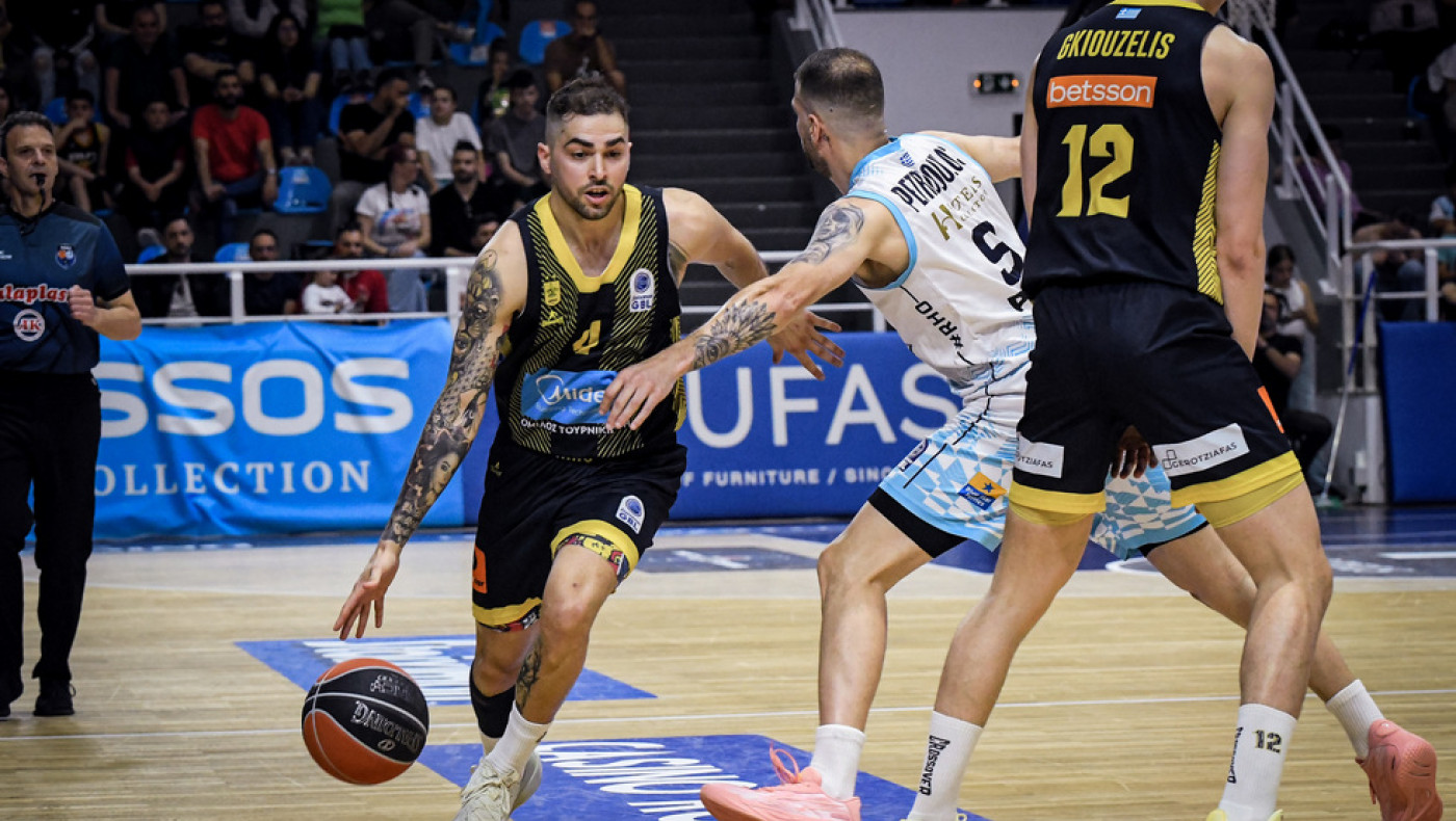 Ο Τολιόπουλος, τα οχτώ τρίποντα και οι 35 πόντοι που έγραψαν ιστορία