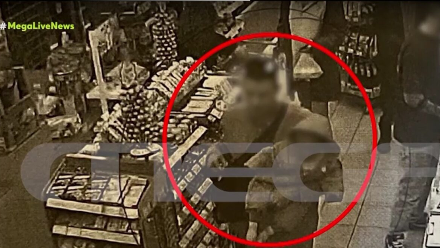 Άλιμος: Η στιγμή που ο άνδρας απαγάγει το βρέφος στο σούπερ μάρκετ