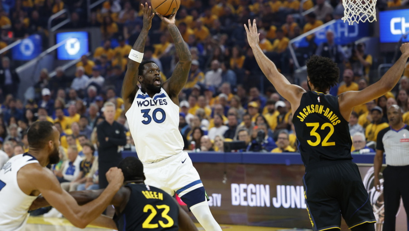 ΝΒΑ: Οι Τίμπεργουλβς «αγκάλιασαν» την πρόκριση στη Δύση