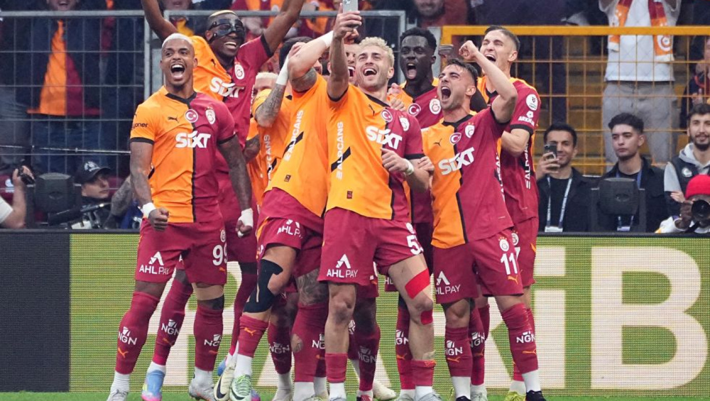 Η Γαλατά «τα πήρε όλα» στην Τουρκία: Κατέκτησε το νταμπλ με τριάρα στην Καϊσέρισπορ