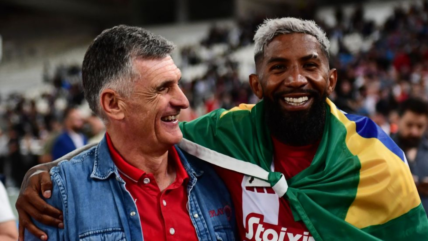 Αποθέωση Μεντιλίμπαρ στην Ισπανία: «Βασιλεύει ξανά στην Ελλάδα»