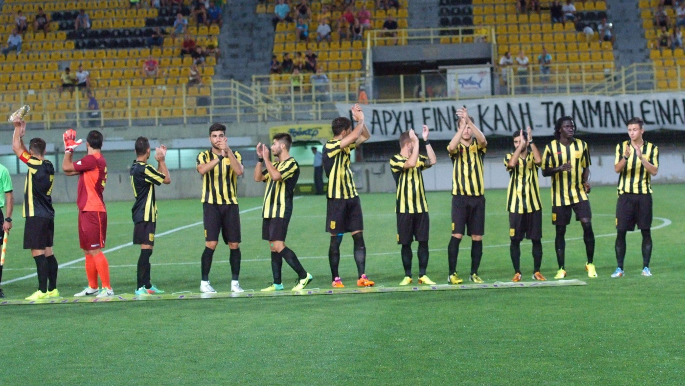 Δεν νοιάζεται κανείς να τους διευκολύνει