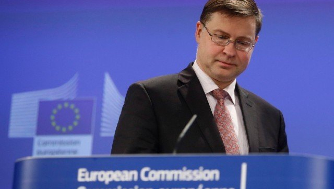 Ντομπρόβσκις: «Ο λαϊκισμός του ΣΥΡΙΖΑ έκανε σκληρότερη τη λιτότητα!»