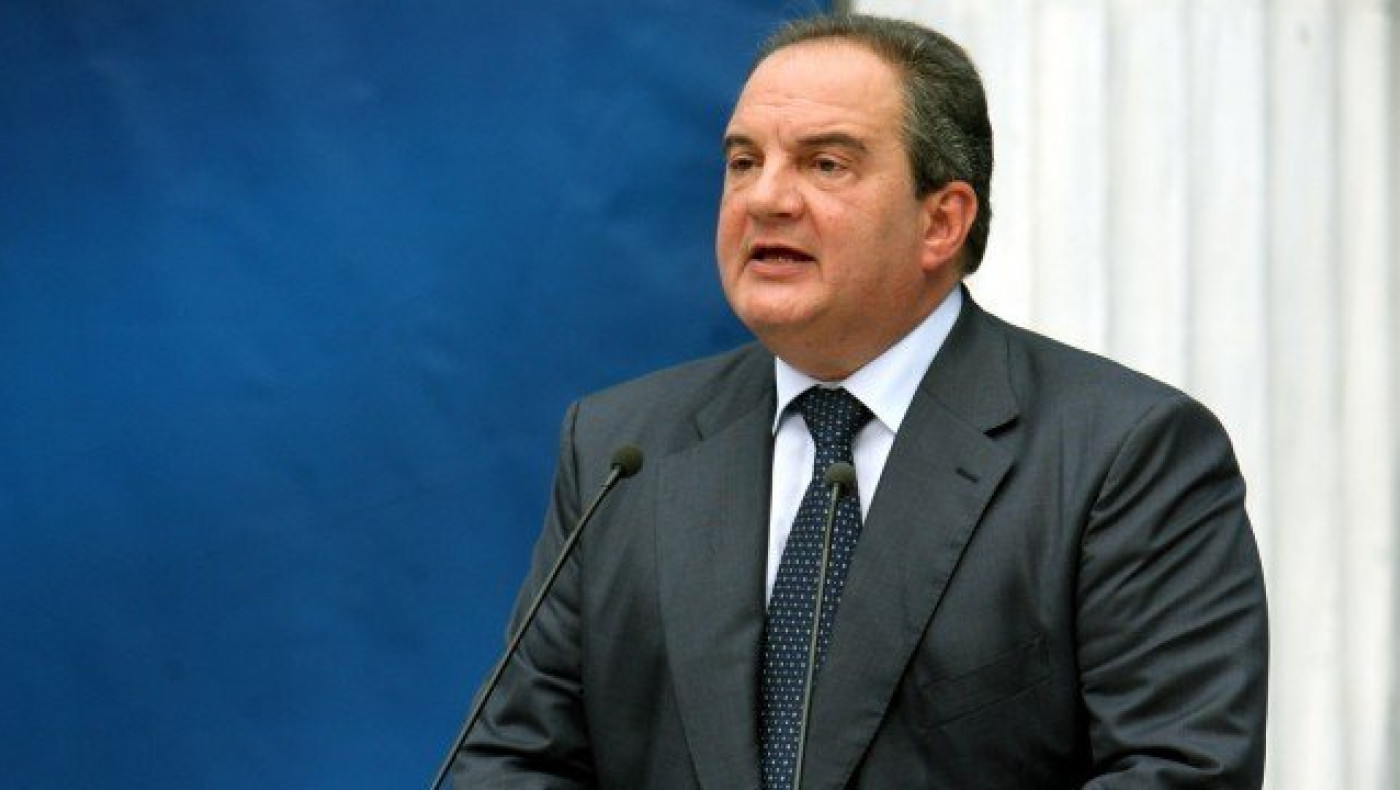 Τέσσερα άτομα σε δίκη για το σχέδιο δολοφονίας του Καραμανλή