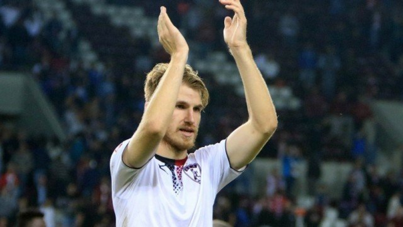 Γκόλιας: «Η ΑΕΛ είναι τεράστια ομάδα, απίστευτος ο κόσμος»