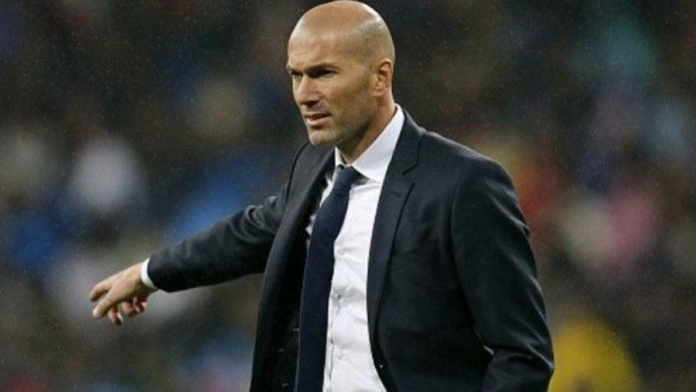 Συνεχίζει η «Sport» τα περί κ@@@@@ρδίας του Ζιντάν (pic)