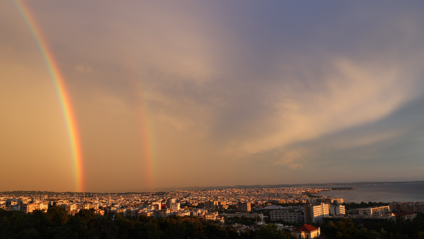 Τι είναι το διπλό ουράνιο τόξο που εμφανίστηκε στον ουρανό της Θεσσαλονίκης