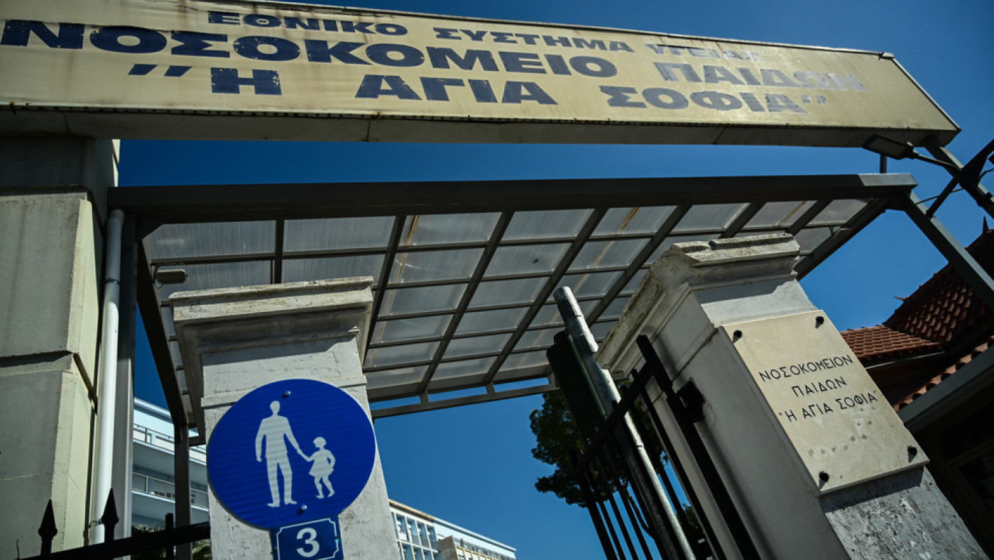 Καλλιθέα-Τραγικός επίλογος για την 7χρονη: Υπέκυψε στα τραύματά της μετά την πρόσκρουση στη τζαμαρία