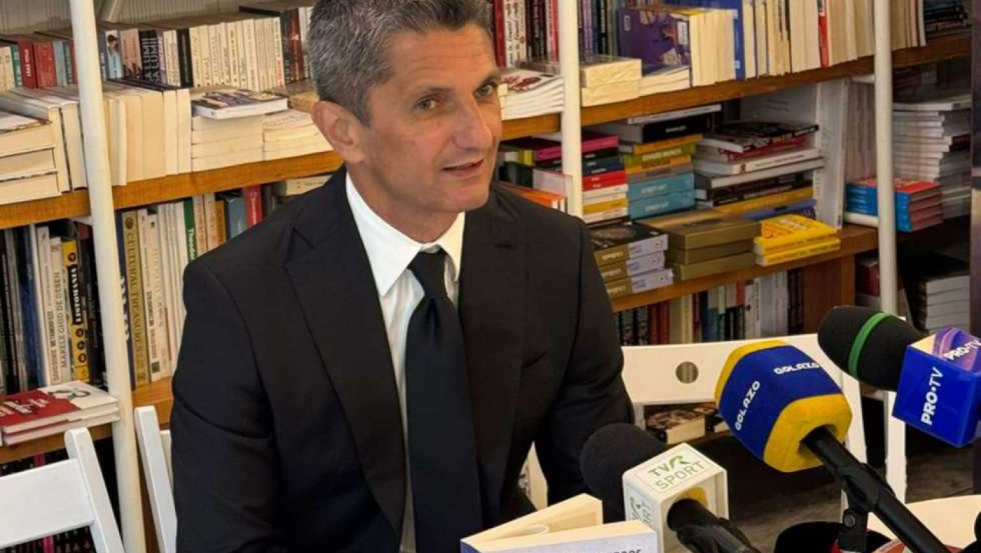 Πρώτη δημόσια εμφάνιση Λουτσέσκου: «Θα εξαντλήσω το συμβόλαιό μου με τον ΠΑΟΚ»