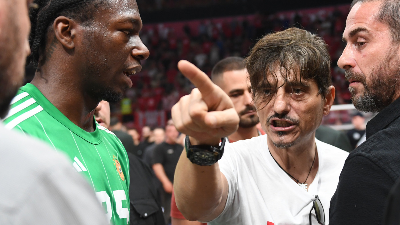 Ολυμπιακός: «Ο Γιαννακόπουλος έφυγε τρέχοντας για να αποφύγει τη σύλληψη»