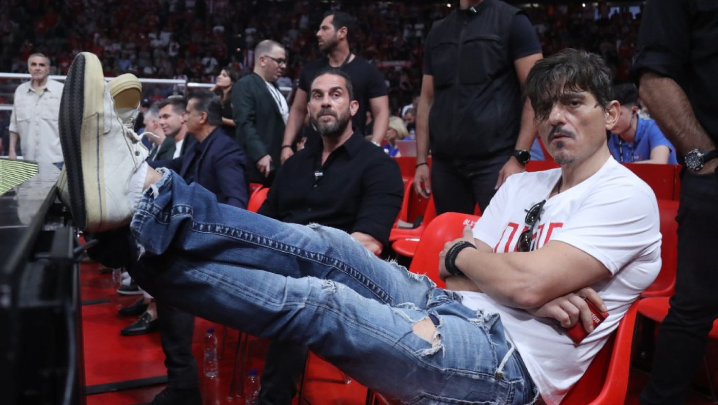 «Νύχτα ντροπής» στο ΣΕΦ - Πρώτο θέμα τα επεισόδια στα διεθνή Μέσα