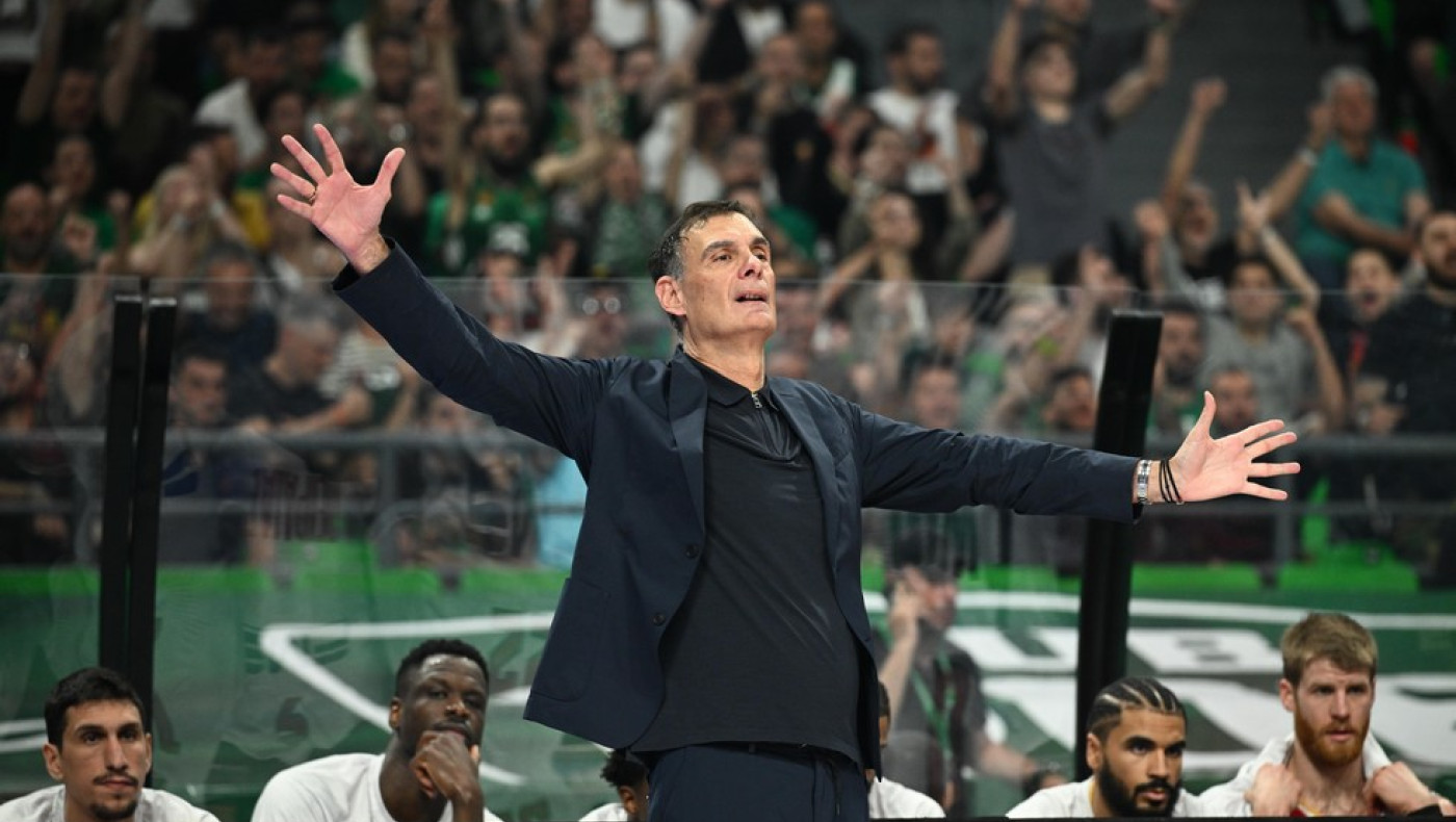 Μπαρτζώκας σε φίλους του Ολυμπιακού: «Σας ευχαριστούμε και συγγνώμη»