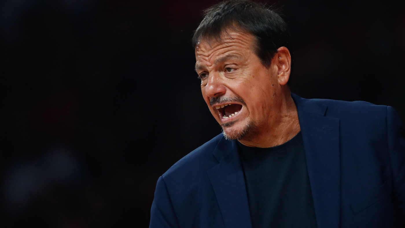 Αταμάν: «Συγχαρητήρια στους παίκτες του Ολυμπιακού εκτός από έναν»