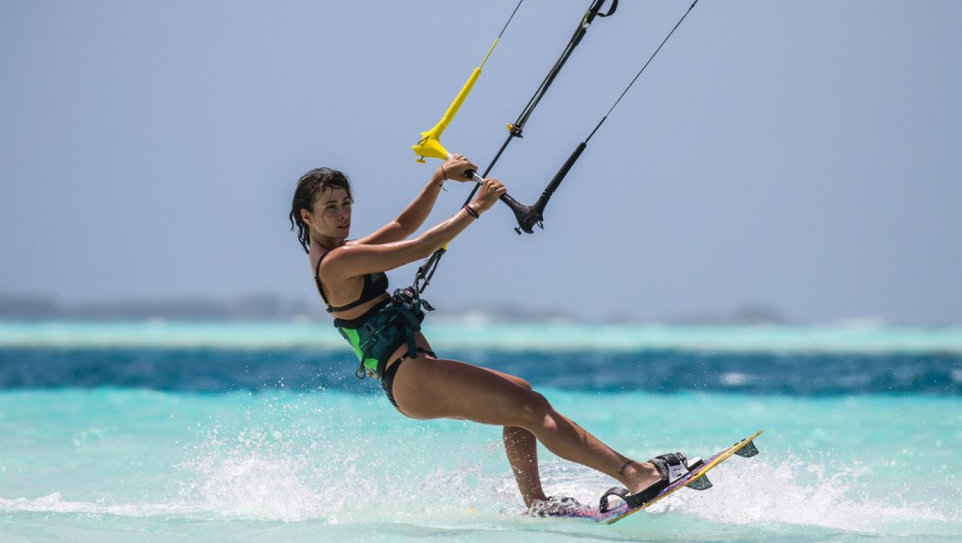 Τραγωδία στη Ρόδο: 31χρονη τουρίστρια πέθανε ενώ έκανε kite surf