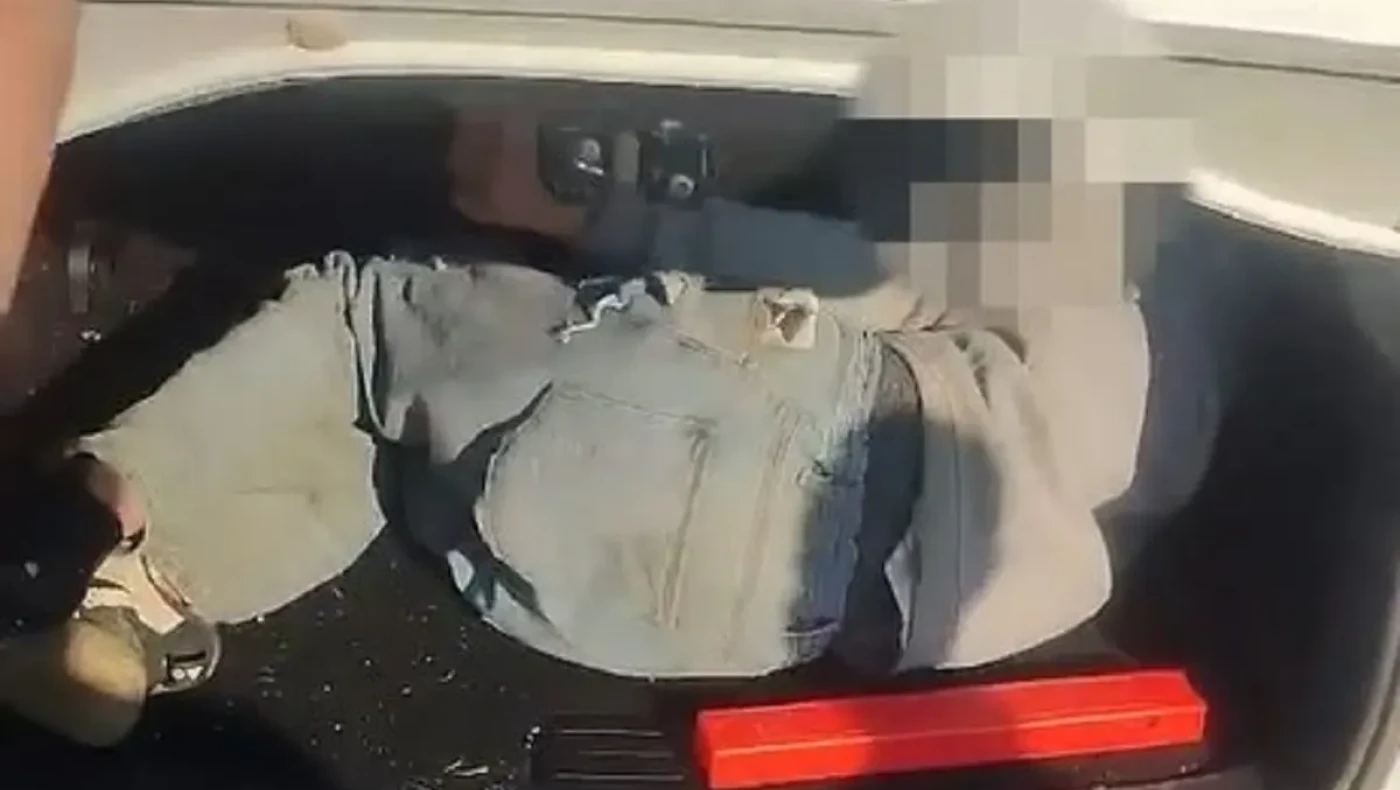 Θεσσαλονίκη: Επεισοδιακή σύλληψη διακινητή-Έκρυβε μετανάστη στο πορτμπαγκάζ