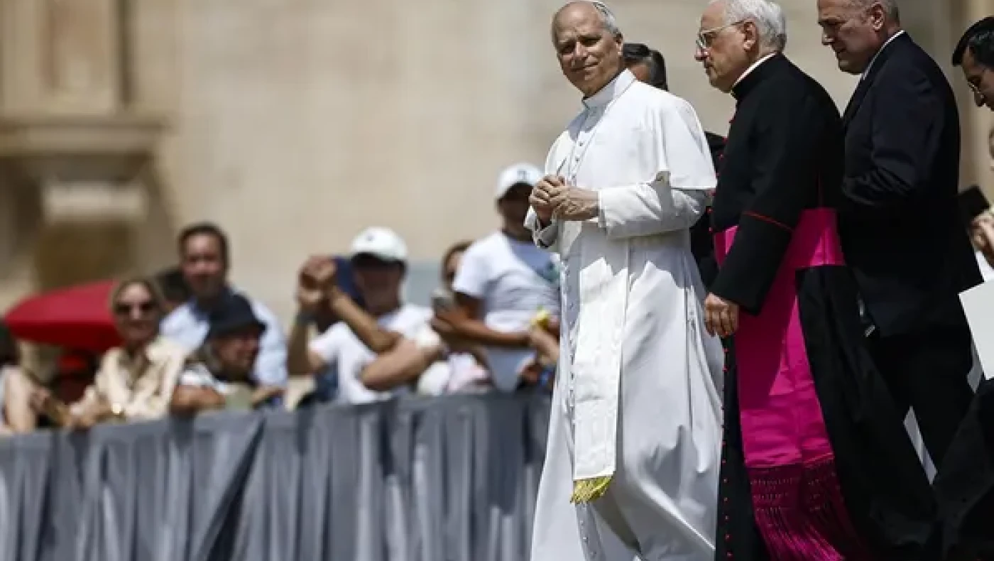 Πάπας Λέων: Το οικογενειακό του δέντρο - Πώς συνδέεται με Μαντόνα, Τζάστιν Μπίμπερ