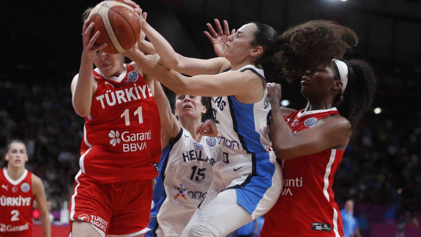 Eurobasket Γυναικών: Πάλεψε αλλά δεν τα κατάφερε η Ελλάδα και αποκλείστηκε