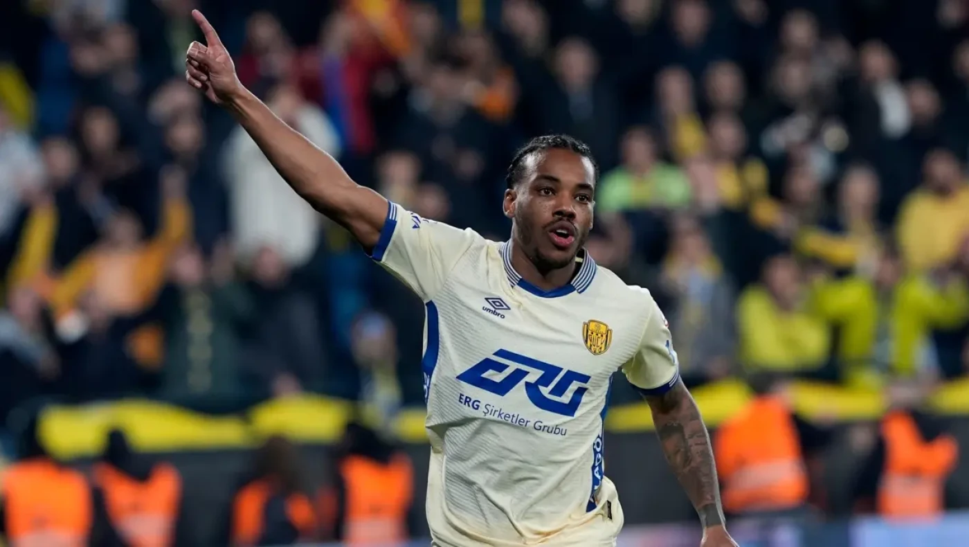 Γκάρι Ροντρίγκες: Πηγαίνει… Κύπρο-Σε ποια ομάδα συνεχίζει την καριέρα του;