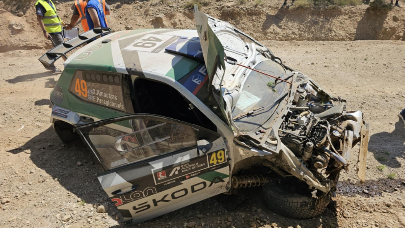 Tροχαίο ατύχημα για τον ηθοποιό, Γιώργο Αμούτζα, στο Ράλλυ Ακρόπολις