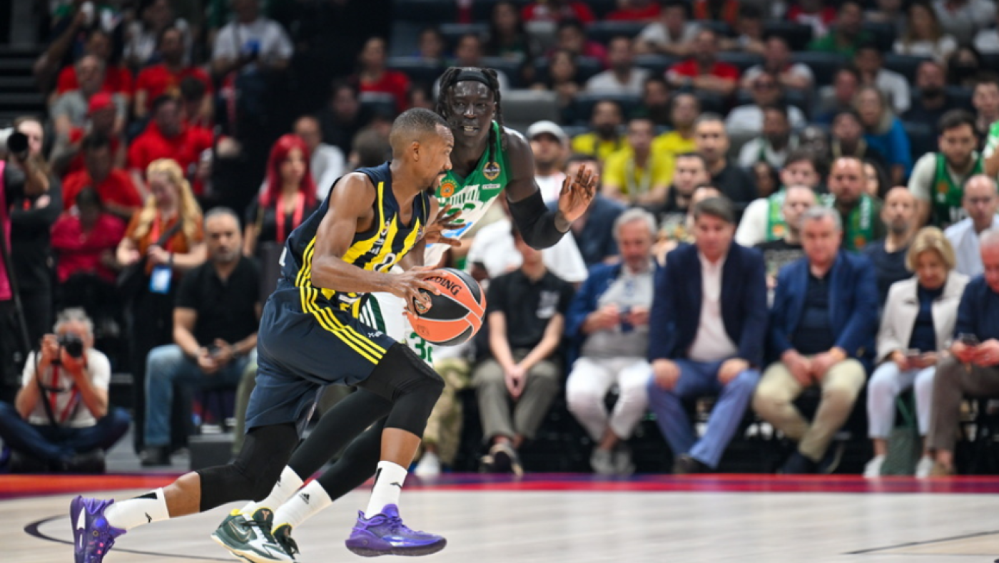 Τέλος ο Έρικ ΜακΚόλουμ από τη Φενέρ!