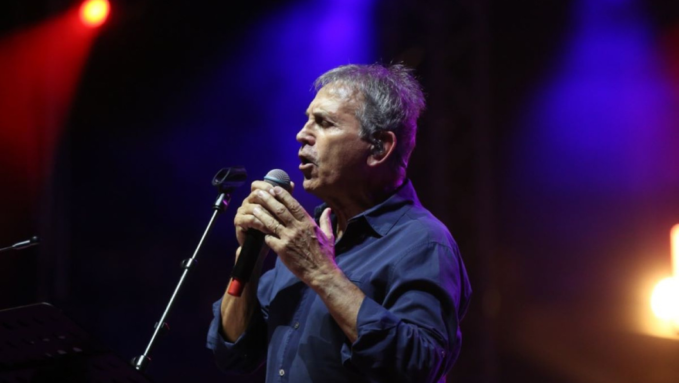 Ξέσπασμα Νταλάρα για τη «νύχτα»: «Νέοι άνθρωποι αλλάζουν τις μούρες τους και βάζουν στο στόμα τους ακαθαρσίες»