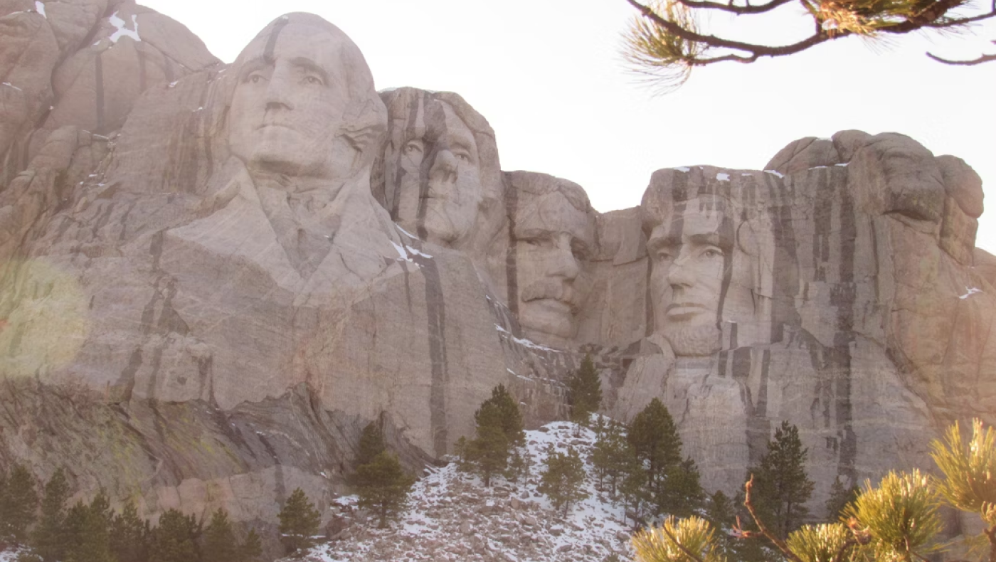 Όρος Ράσμορ: Ποιο είναι το μνημείο που ορέγεται να ενταχθεί ο Τραμπ