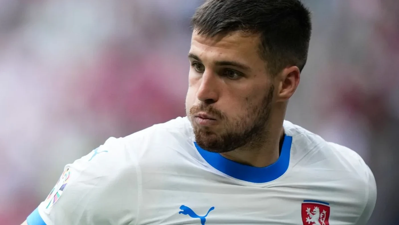 Η Μπεσίκτας ανακοίνωσε τον Γιούρασεκ