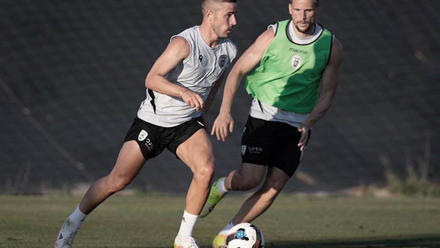 «Διπλό», ομιλία Λουτσέσκου, έμφαση στους γκολκίπερ και δυνατή προπόνηση