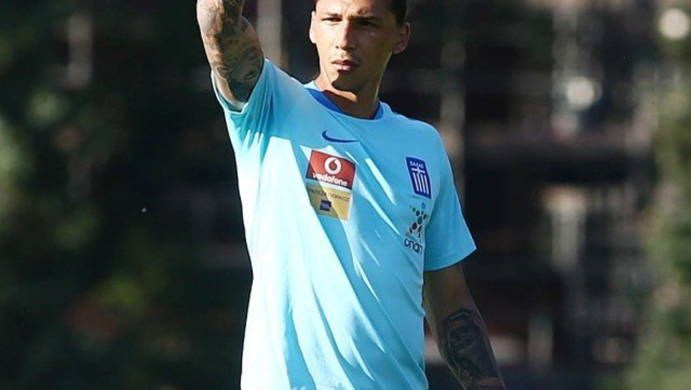 Το παρασκήνιο  της οριστικής  απόσυρσης του Χολέμπας