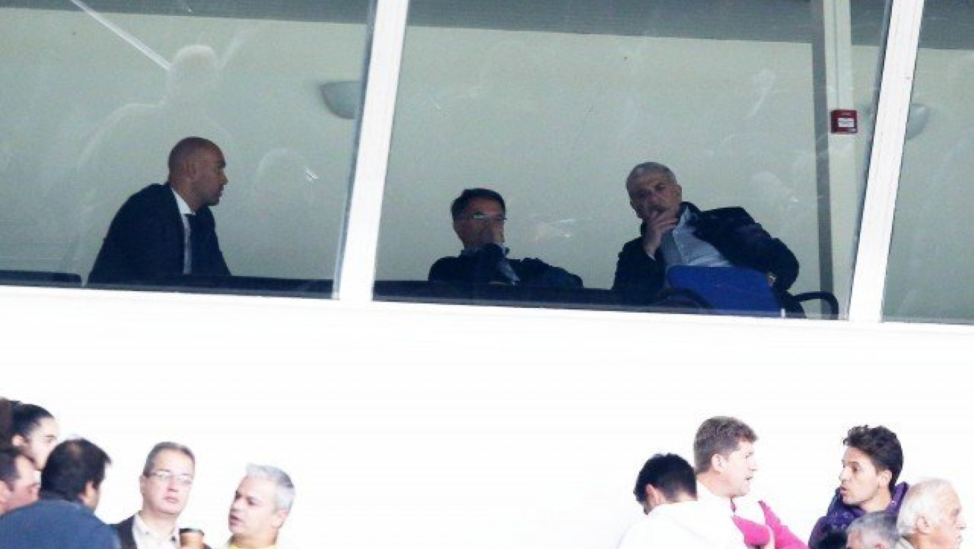 «Γαλλικά» από τους οπαδούς της ΑΕΚ στον   Μπάγεβιτς