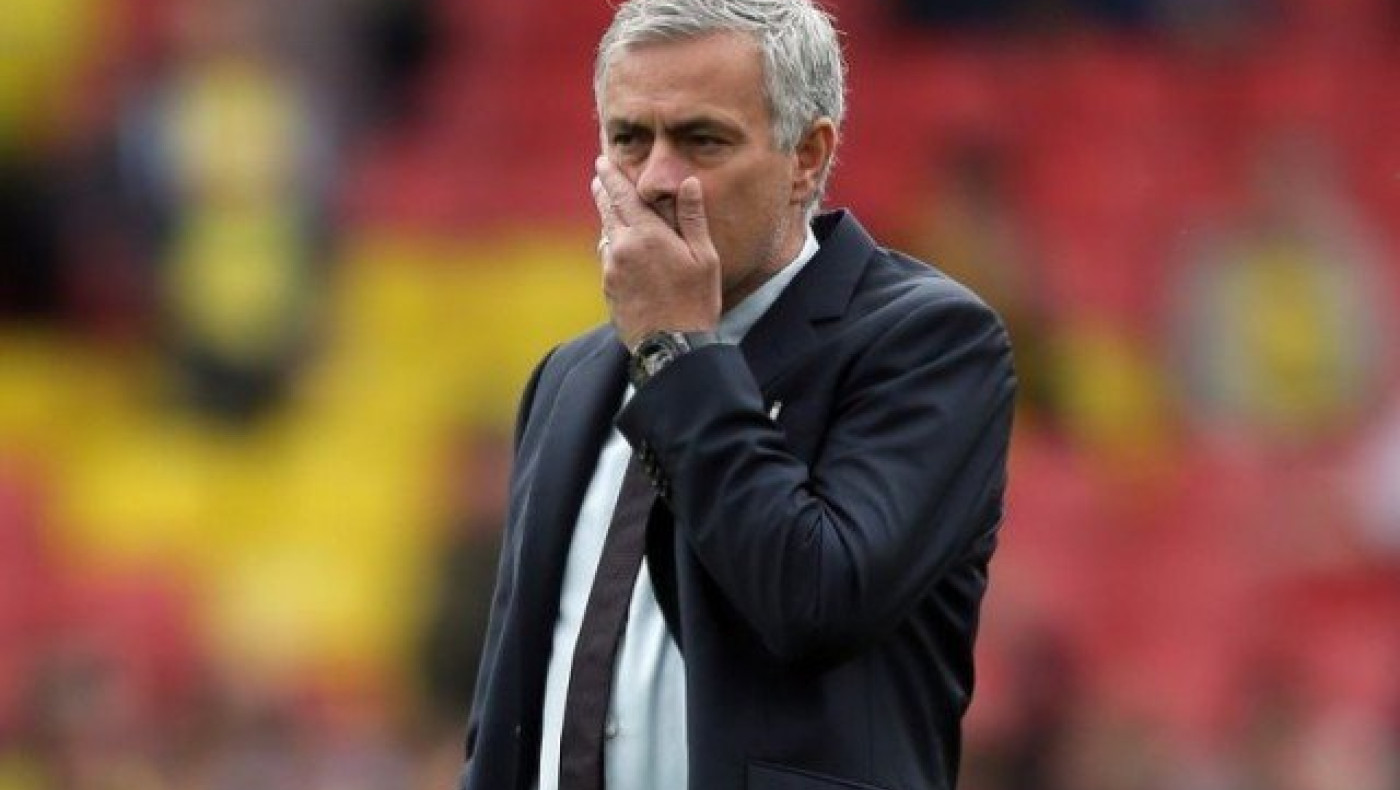 Μουρίνιο: «Είμαι 100% Γιουνάιτεντ, πρέπει να απολογηθώ»