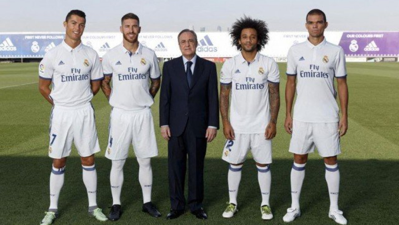 ΘΕΜΑ:                 Οι...ασπίδες της  «βασίλισσας»