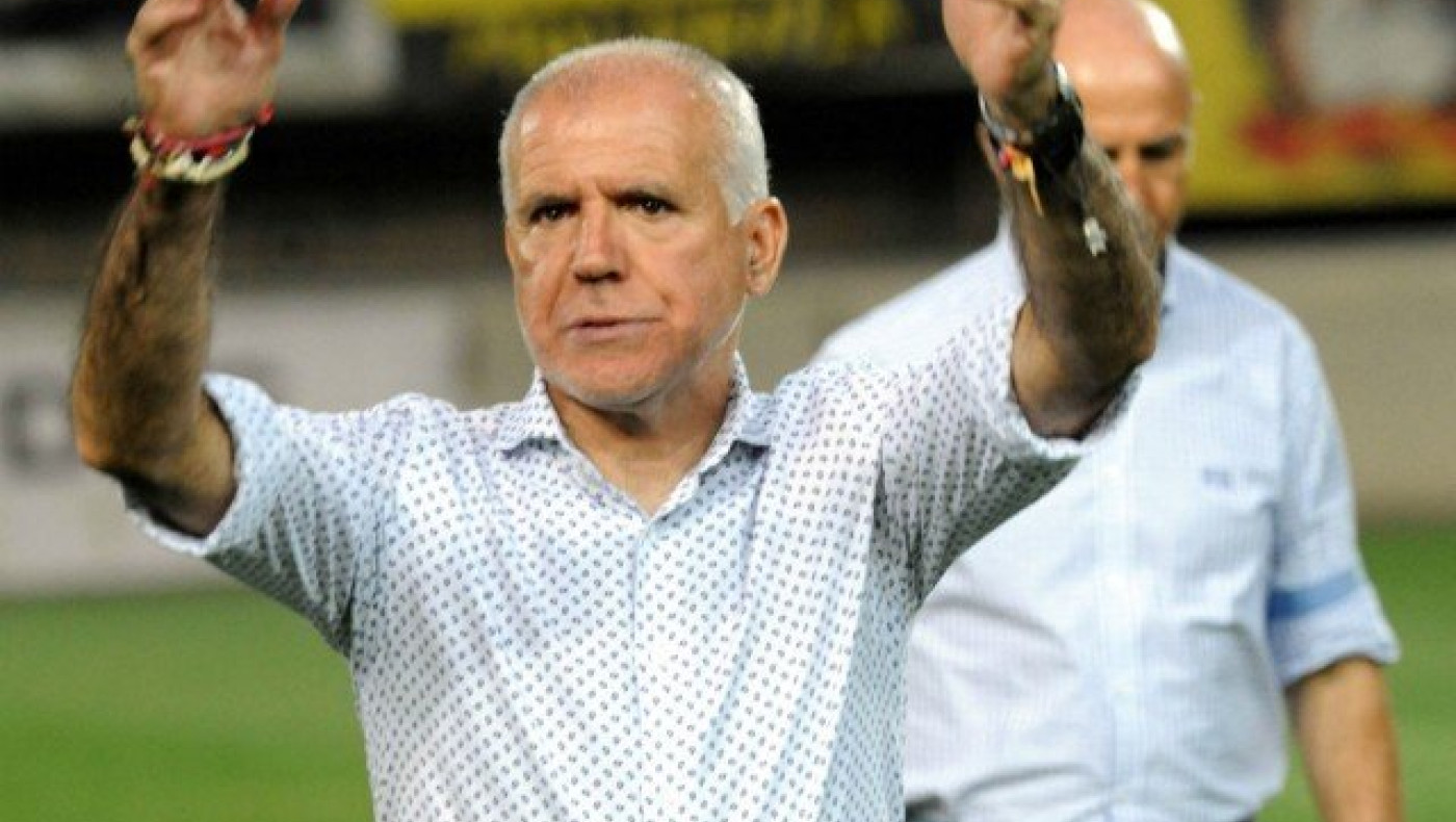 Πιο  επιθετικό κάνει              τον Αρη ο Αναστόπουλος