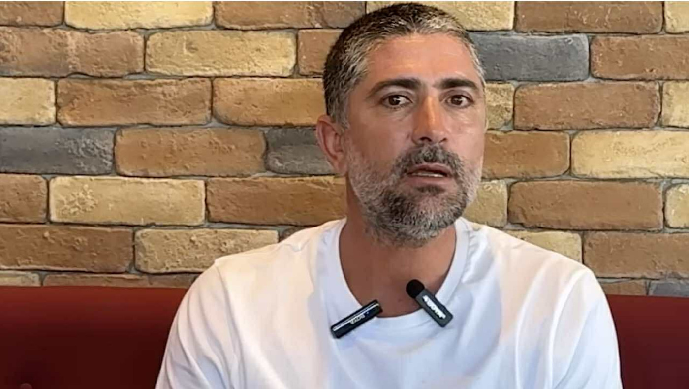 Ιβάν Γιοβάνοβιτς: «Χτύπησε την πόρτα, μπήκε μέσα και ζήτησε τσιγάρο»