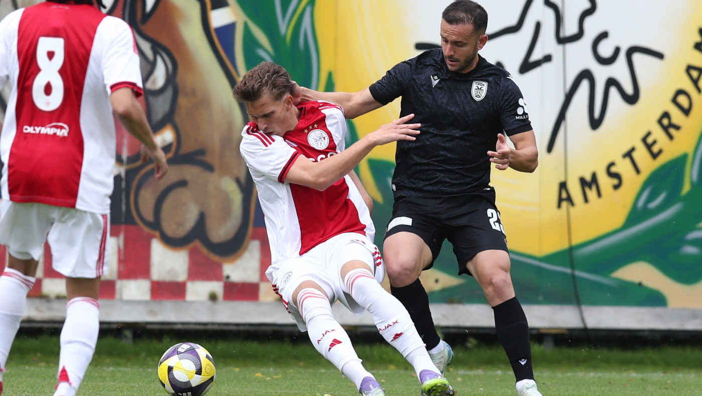 PAOK VIEW: «Ελπιδοφόρα μηνύματα από τα πιτσιρίκια-Ερωτηματικό ο Σορετίρε»