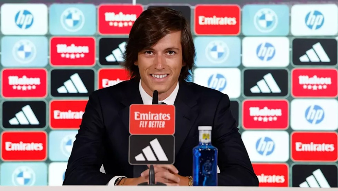 Ρεάλ Μαδρίτης-Συγκινημένος ο Καρέρας στην παρουσίαση του: «Έφυγα ως αγόρι και επιστρέφω ως άντρας»